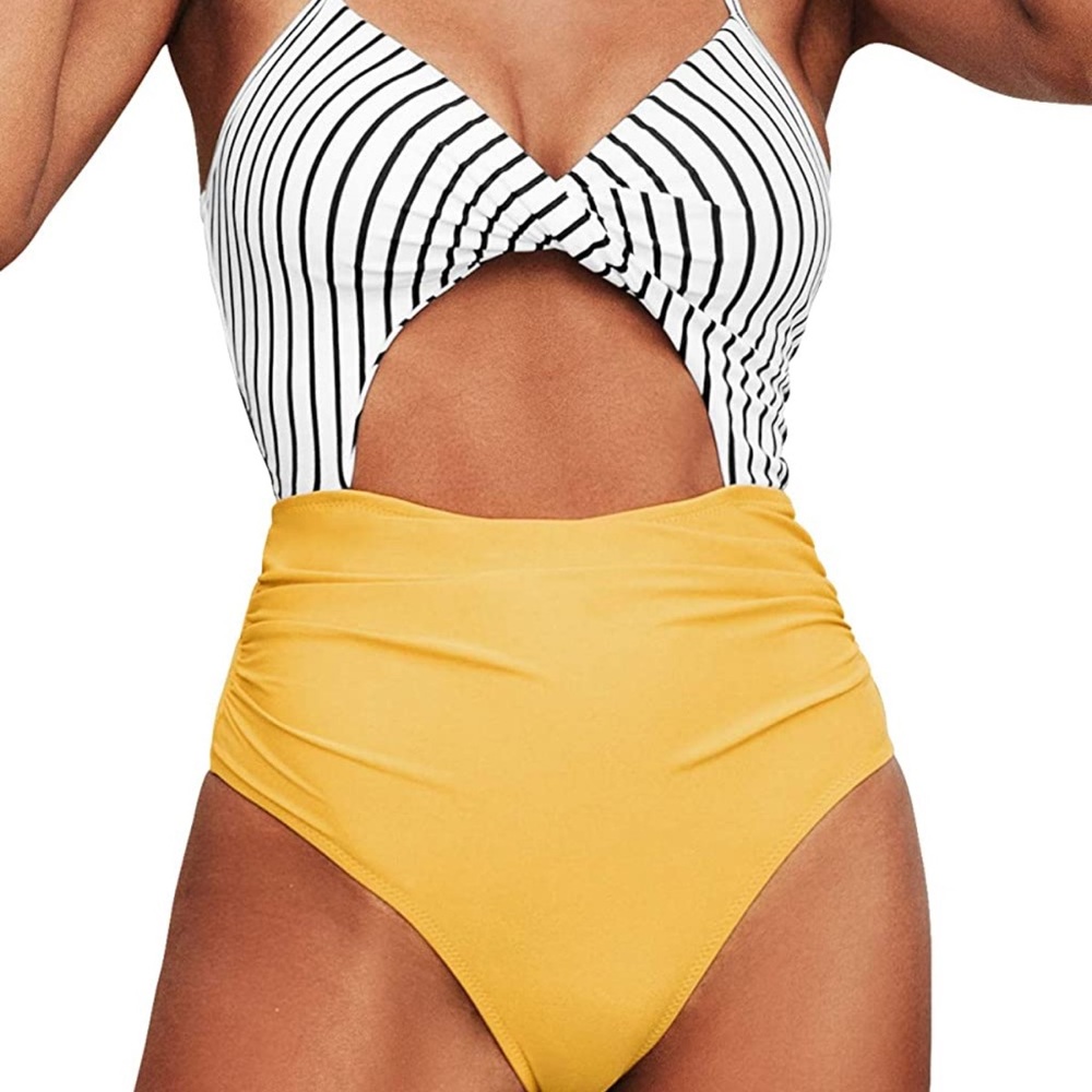 NWT Cupshe One Piece Cutout Swimsuit. Large.
